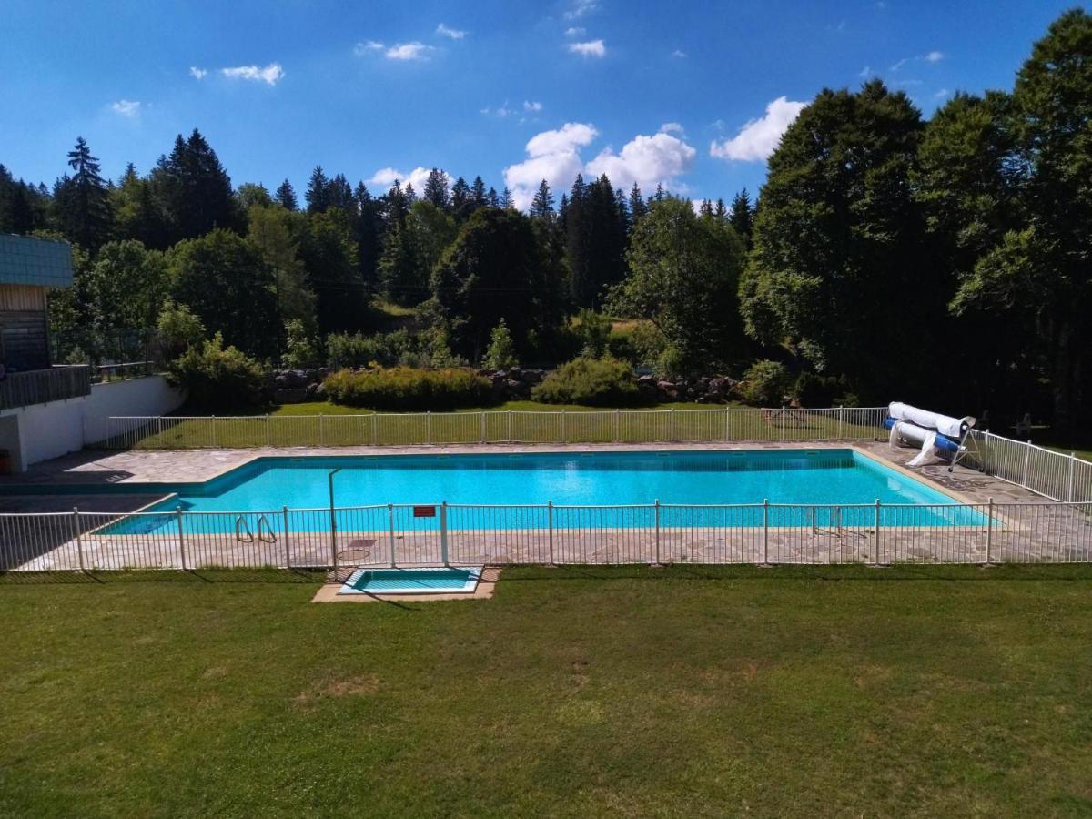 Studio Le Lacuzon Avec Piscine Et Tennis Exterieurs 레루스 외부 사진